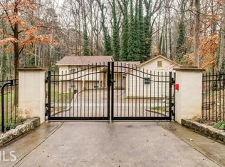 227 Pinetree Cir, Alpharetta, GA 30009
