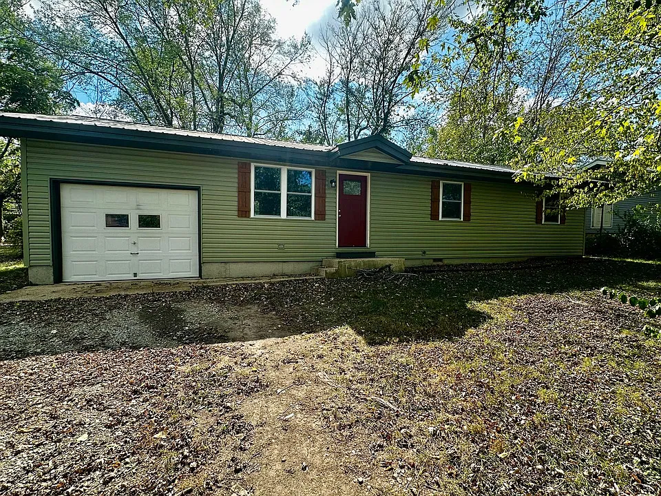 304 Lura Dr