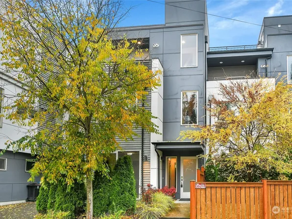 3821 Gilman Avenue W, Seattle, WA 98199