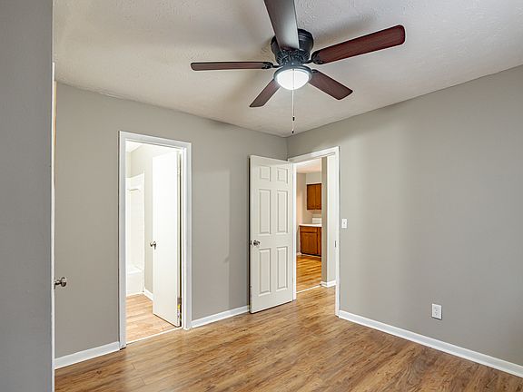 4th image of 421 N Woodland Dr #11332927