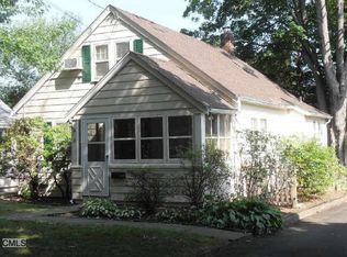 6 Autumn St, Norwalk, CT 06850