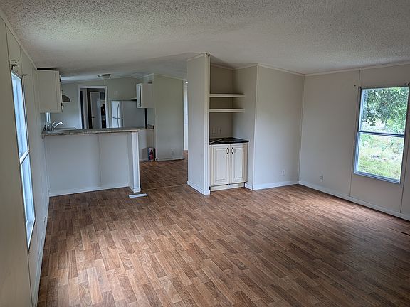 4th image of 101 65th St