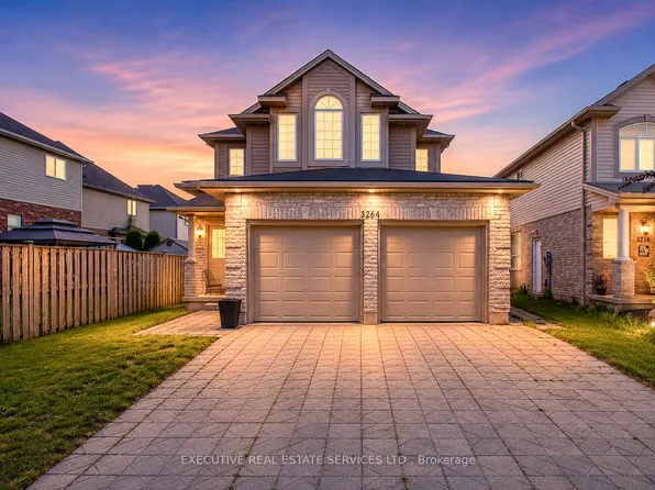 3264 Meadowgate Blvd, London, ON N6M 0B7