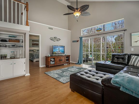 4th image of 3073 La Reserve Dr