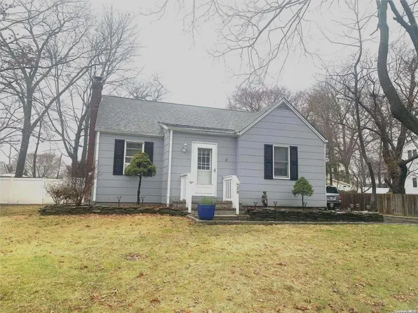 20 Millan Avenue, Nesconset, NY 11767