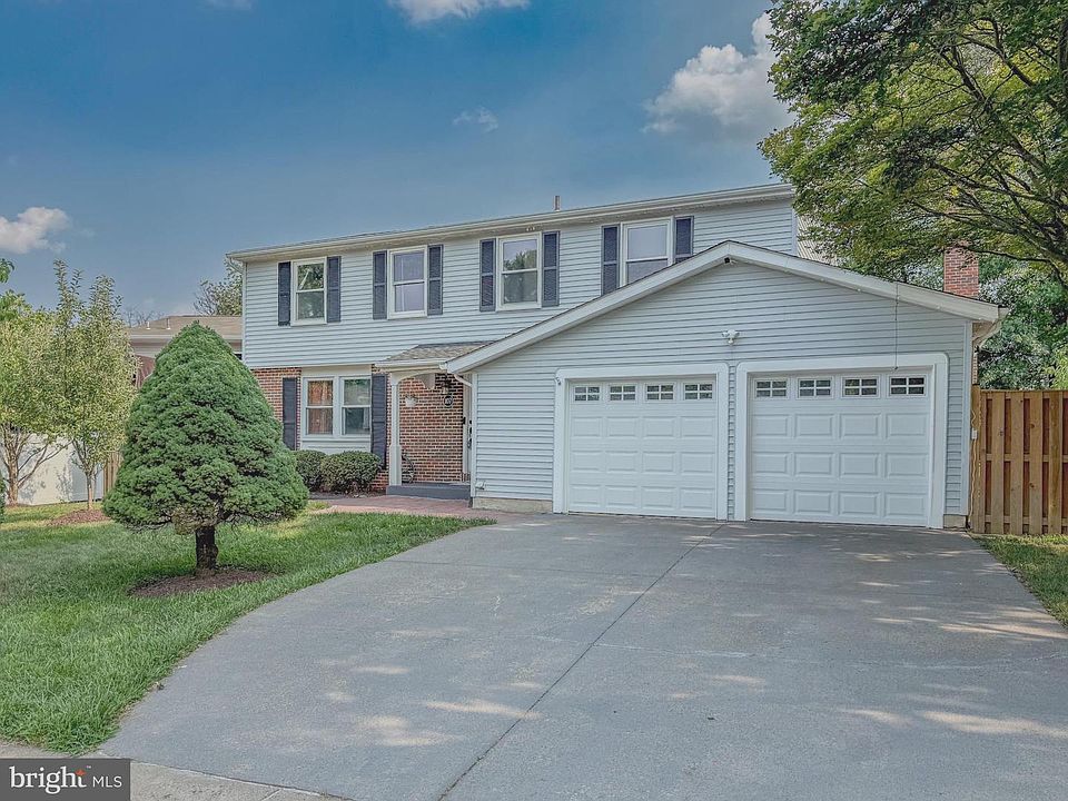 1st image of 107 Appletree Dr NE
