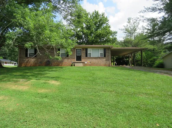 595 Dogleg Dr, Livingston, TN 38570