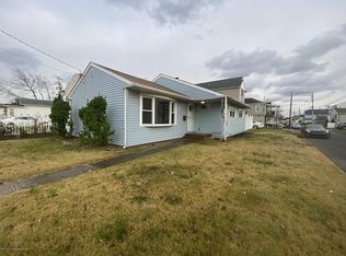 814 Florence Ave, Union Beach, NJ 07735