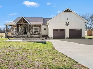 431 Rose Dr, Decherd, TN 37324