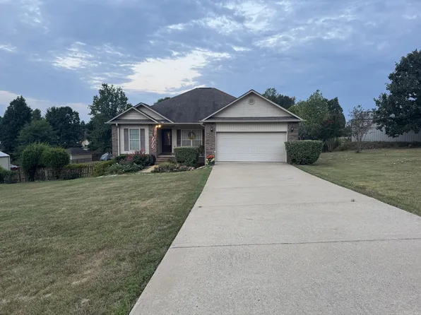 8345 Sagebrush Cir, Bauxite, AR 72011