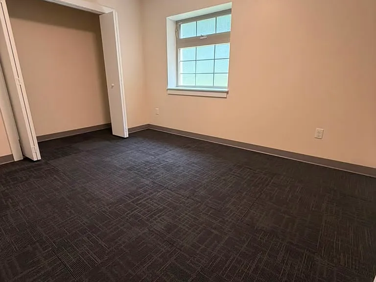 400 Riverside Dr #MANORP107FLOOR-1 — Photo 3