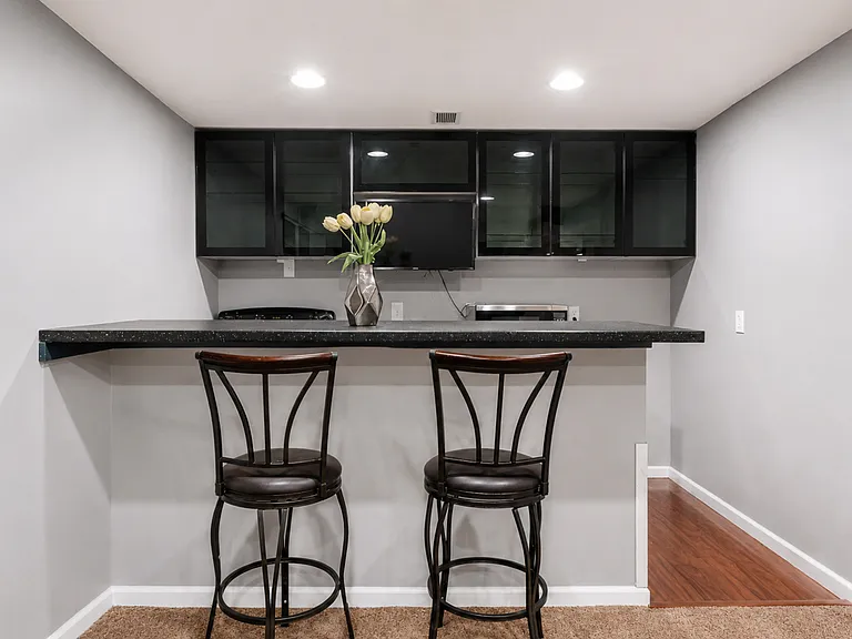 45149 Bartlett Dr — Photo 16