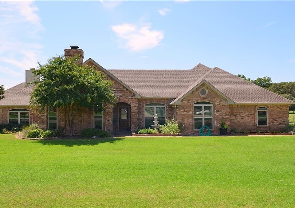 1st image of 190 Oak Trail Dr