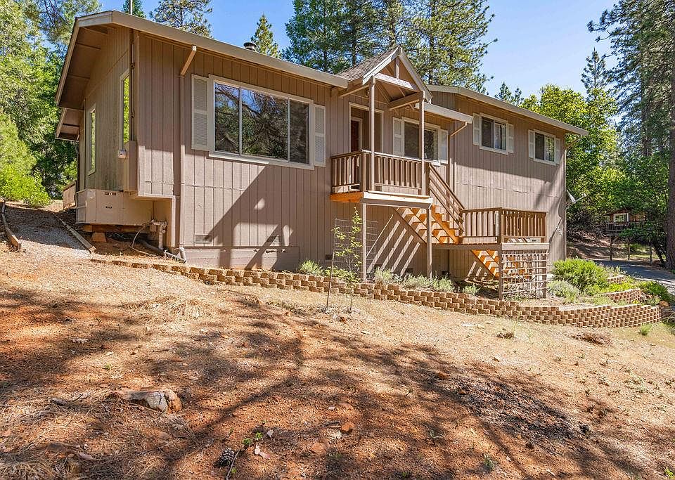 1st image of 25501 Sugar Pine Dr