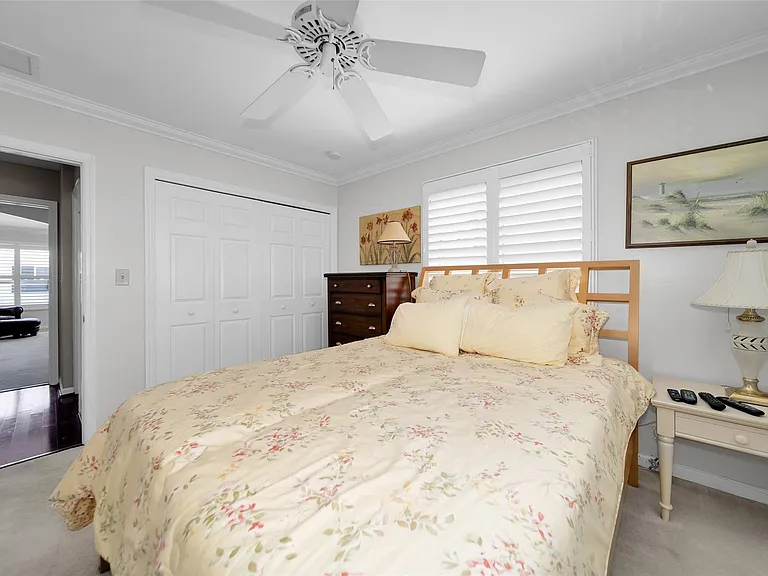5400 N Ocean Blvd #32 — Photo 23