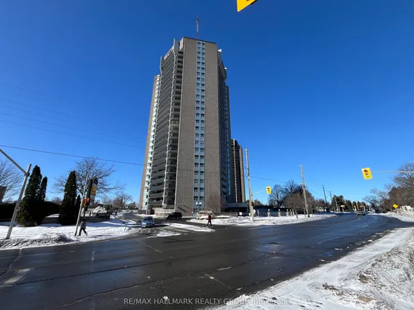 1380 Prince Of Wales Dr #1005, Ottawa, ON K2C 3N5