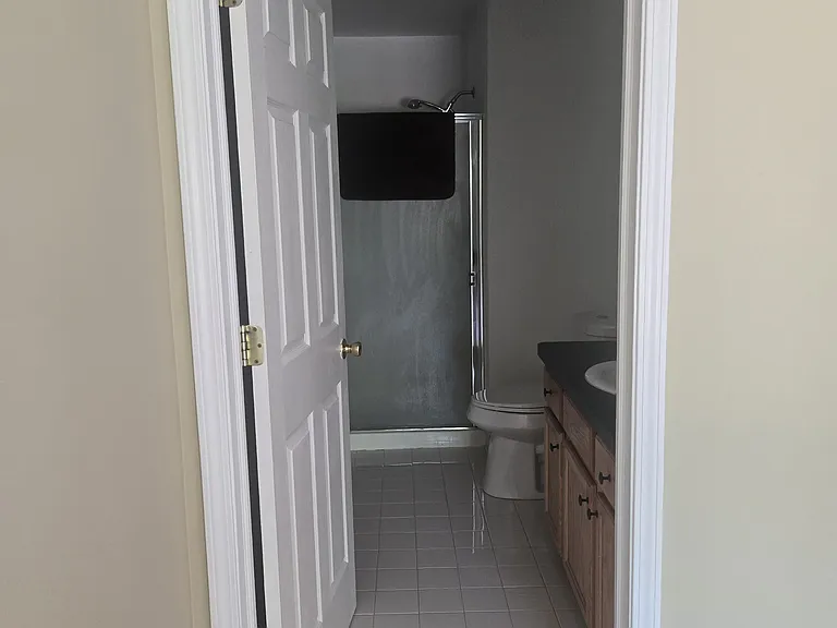 1702 Deepwood Cir — Photo 13