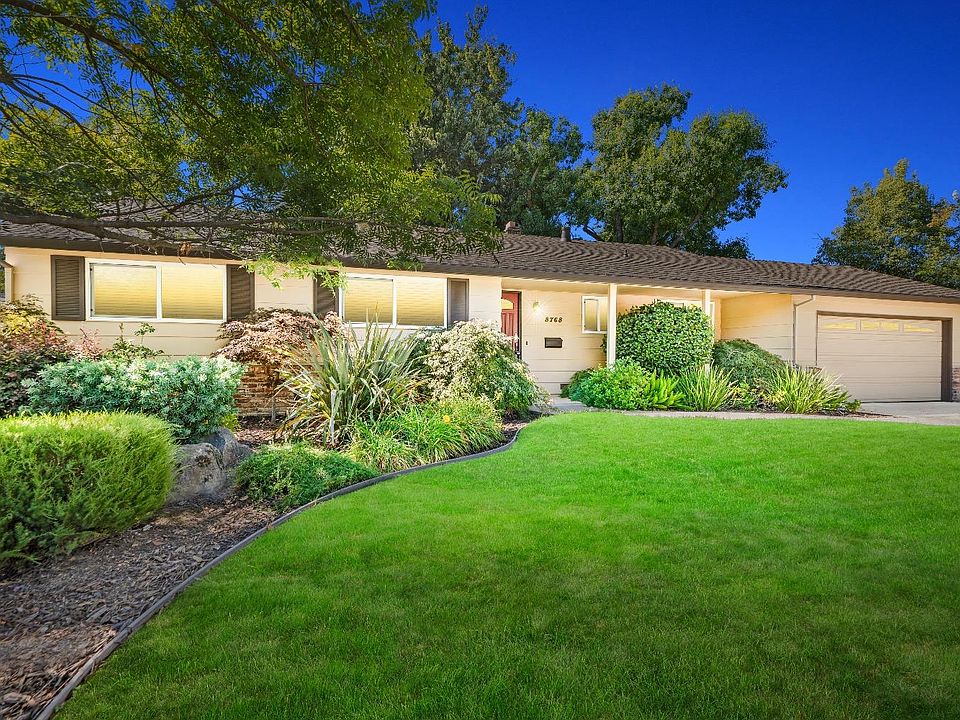 1st image of 8768 Piedra Way