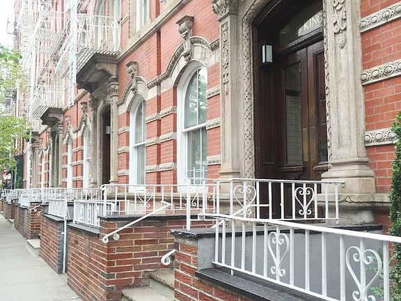 2nd image of 28 King St APT 16
