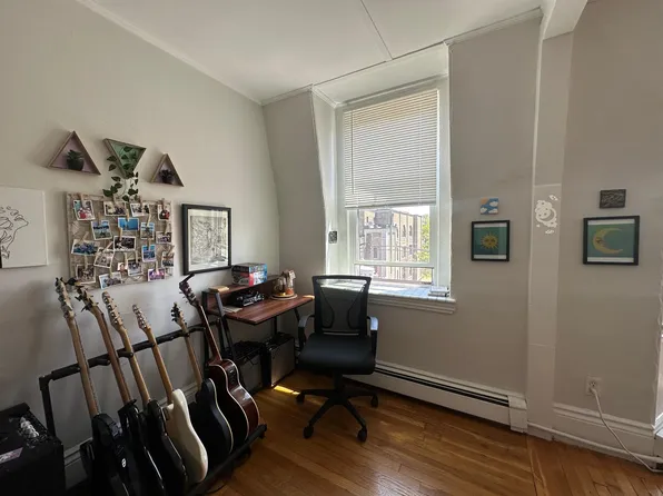 196 Central St, Somerville, MA 02145