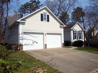 914 Clay Hill Dr, Knightdale, NC 27545
