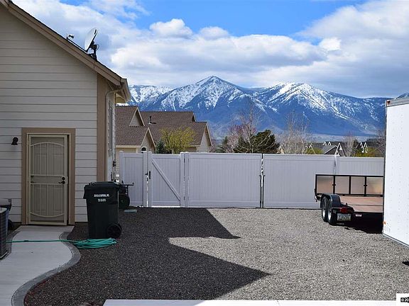 4th image of 2665 Skyline Dr
