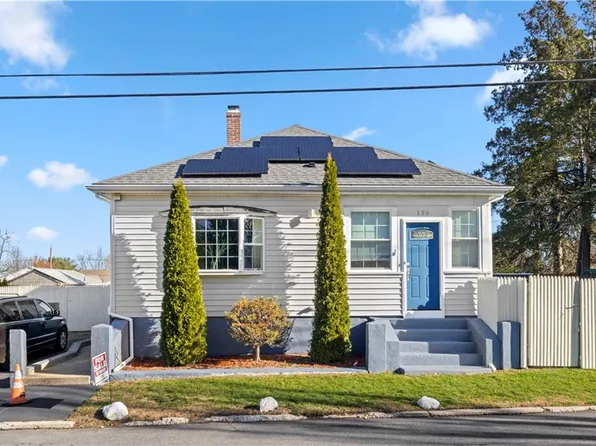 136 Windmill St, Pawtucket, RI 02860