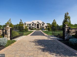 730 McElwee Rd, Moorestown, NJ 08057