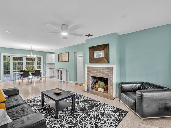 2nd image of 710 SE 22nd Street