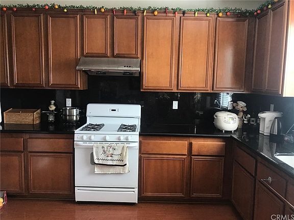 4th image of 13282 Kyle Dr