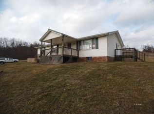 32510 McGinnis Rd, Albany, OH 45710