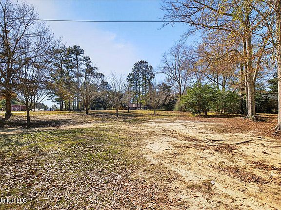 5th image of 13401 Larue Rd