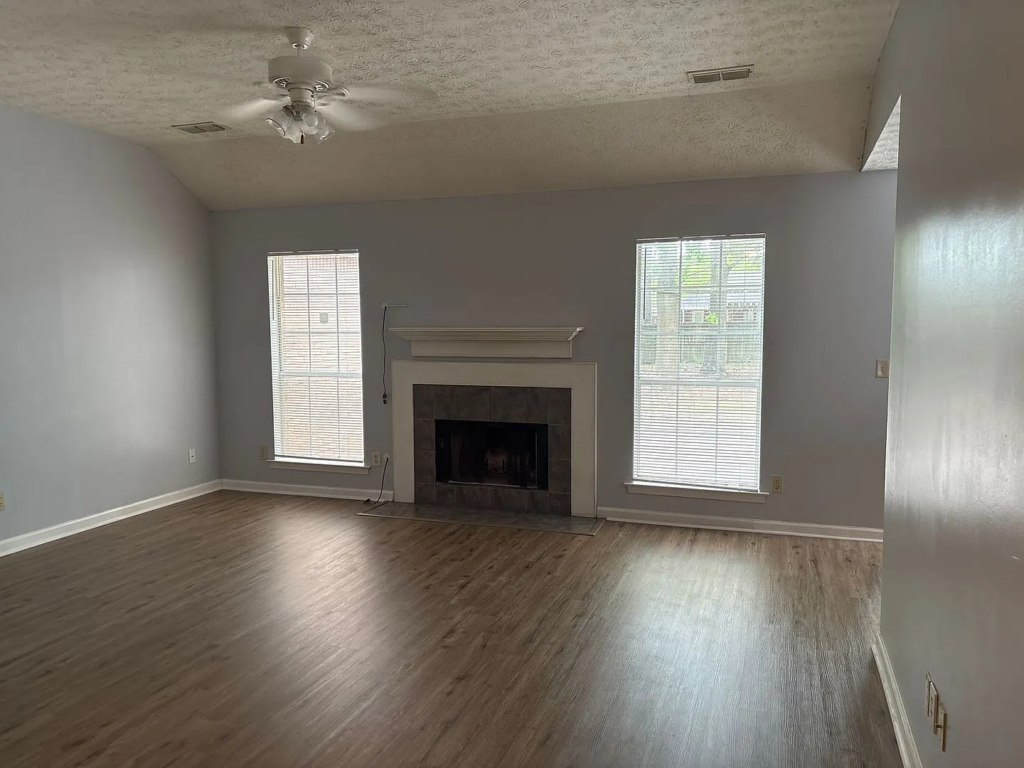Juniper Tree Lane 6532 — Photo 2