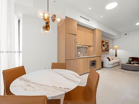 4th image of 500 Alton Rd #502