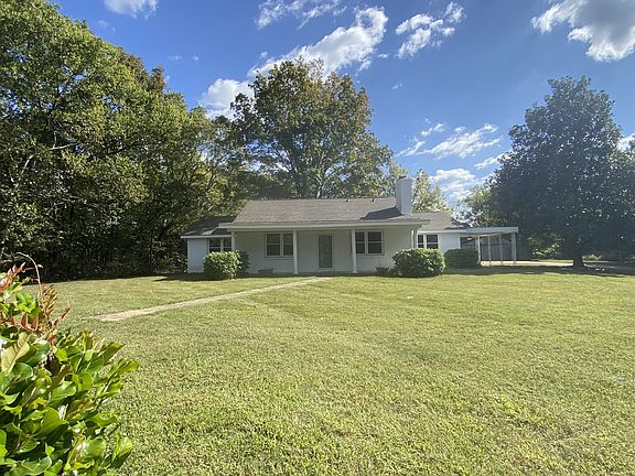 3rd image of 1448 Williams Hollow Rd