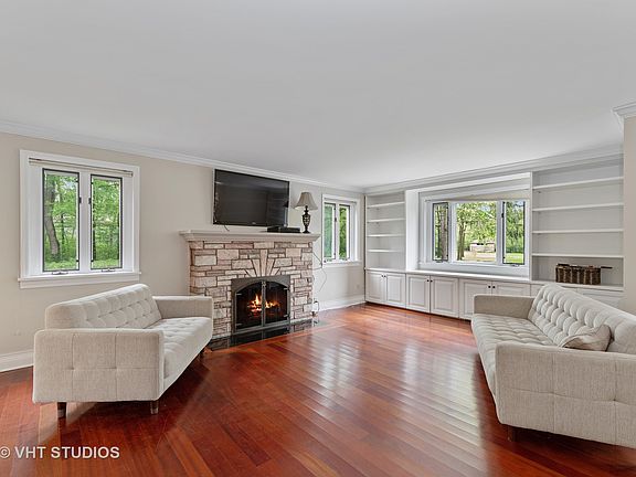 4th image of 15 Cherrywood Ln