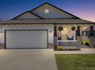 5310 S Andros Ave, Sand Springs, OK 74063