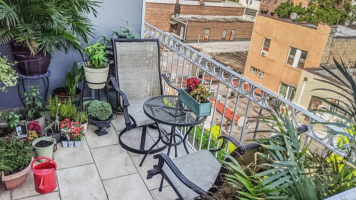 Sold by Owner | media 17