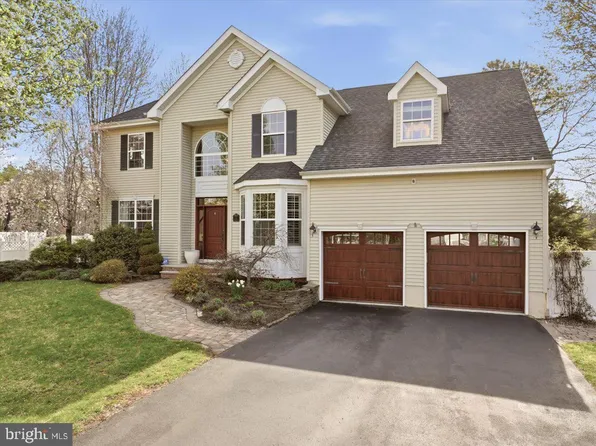 13 Longworth Ct, West Creek, NJ 08092