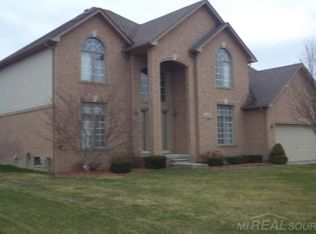 15138 Kara Blvd, Sterling Heights, MI 48312