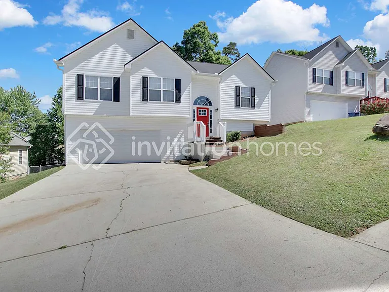 105 Chartres St — Photo 1