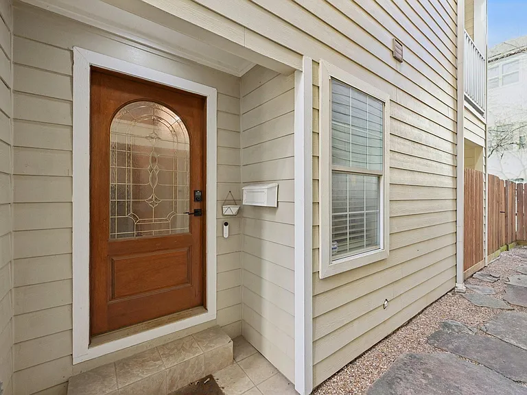 5736 Petty St — Photo 40
