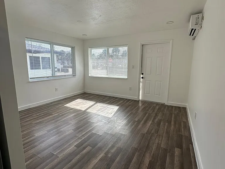 465 Ali Baba Ave #2 — Photo 4
