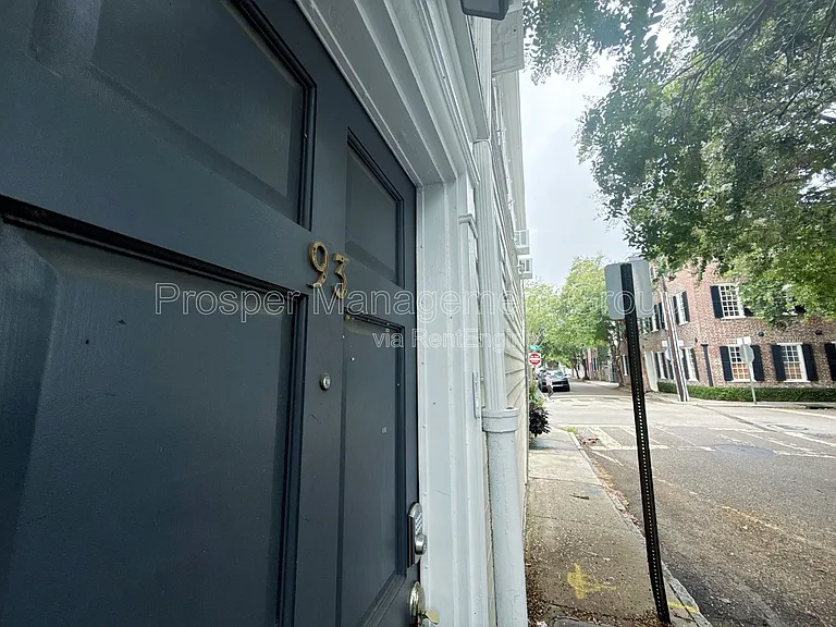 93 Tradd St — Photo 3