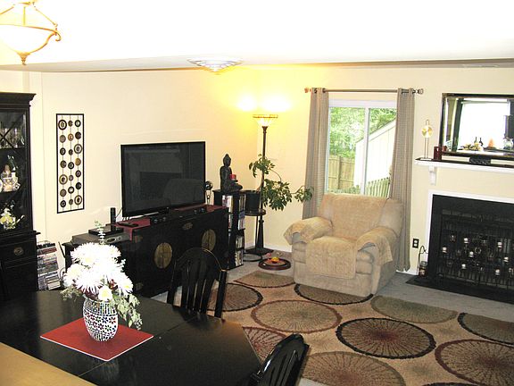 4th image of 1939 Airy Cir