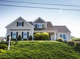 550 Millway Rd, Ephrata, PA 17522