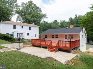 3805 Pinewood Ter, Falls Church, VA 22041