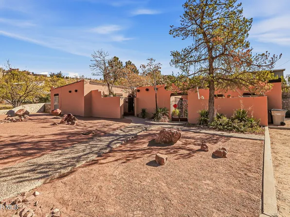 820 Turney Dr #A-b, El Paso, TX 79902