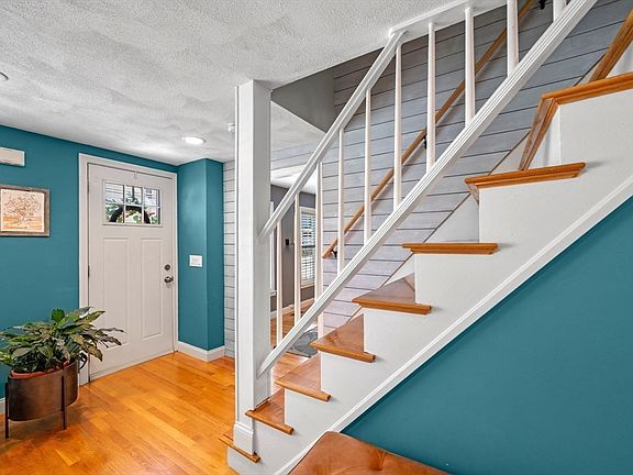 3rd image of 66 Spring St