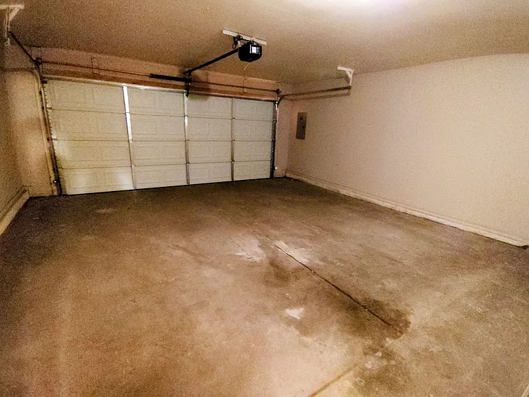 526 N Dover Ave — Photo 23